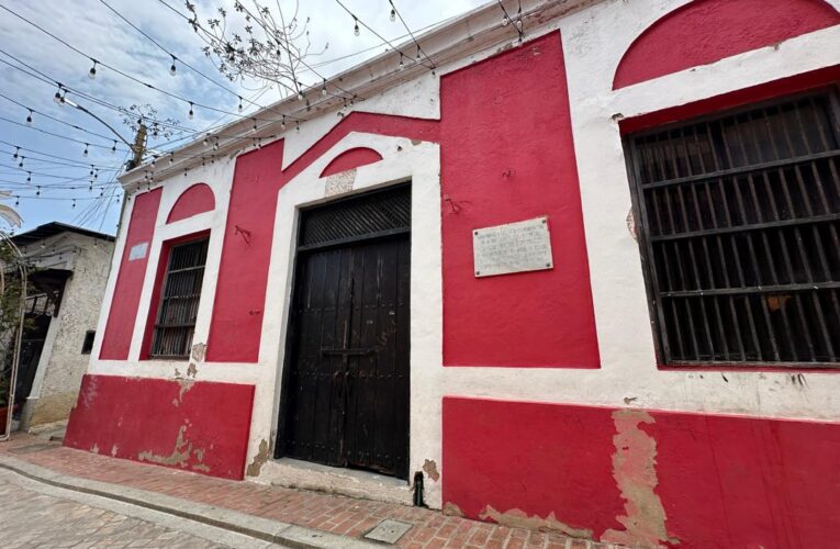 Le cortaron la luz a la casa de Bolívar