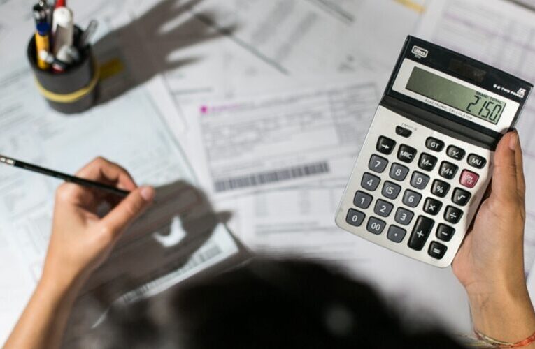 Héctor Orochena: Presión fiscal ahoga la formalidad y dispara la evasión