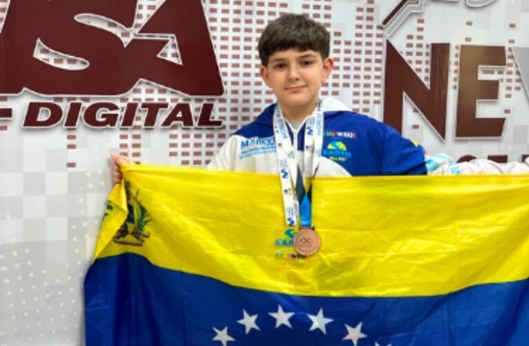 Ibrahim Rahwan se alzó con medalla de oro en la Olimpiada de Matemáticas de Singapur