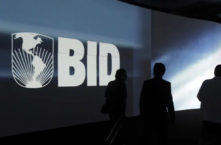 BID-FMI y BM reinsertan a Venezuela en el mundo financiero