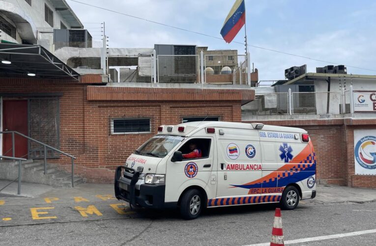 Pareja de motorizados sufre un accidente en el Boquerón I