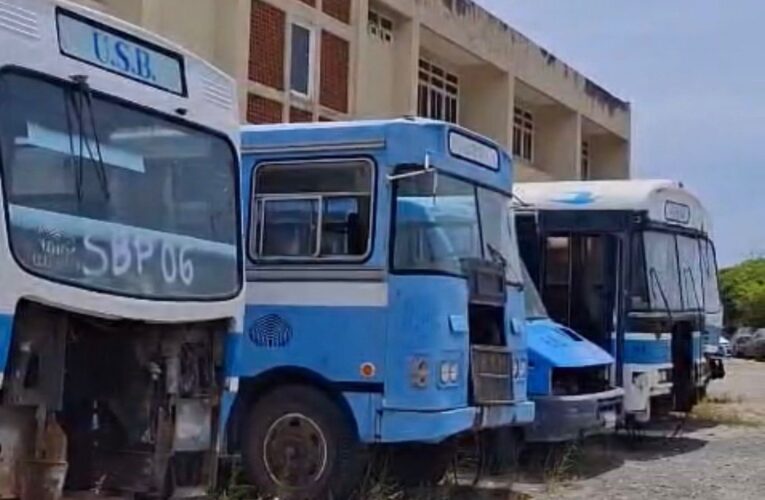 Crisis de transporte en la USB Litoral