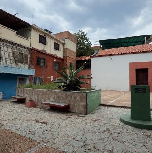 Indigencia se apodera de la plaza de El Cardonal
