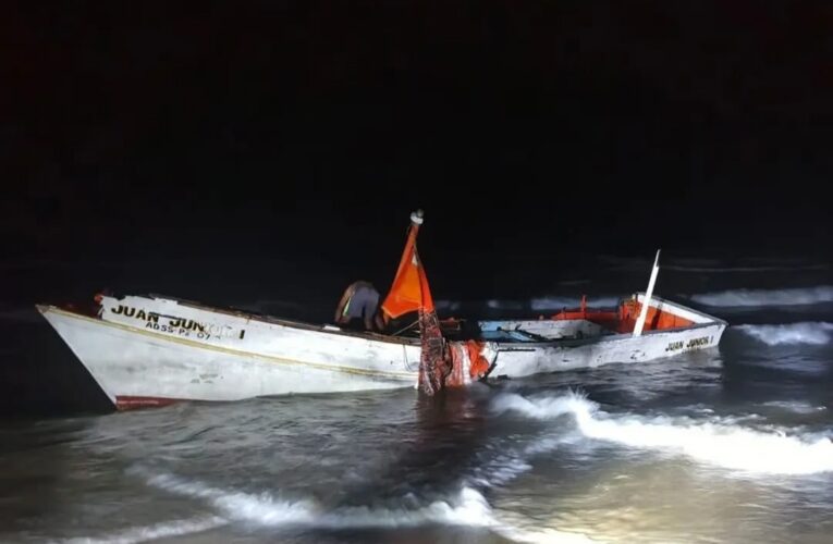 El Gobierno debe sumarse a la búsqueda de los 3 pescadores