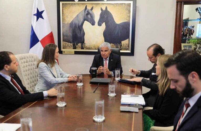 Machado y Mulino coinciden en la necesidad de encontrar “solución democrática” para Venezuela