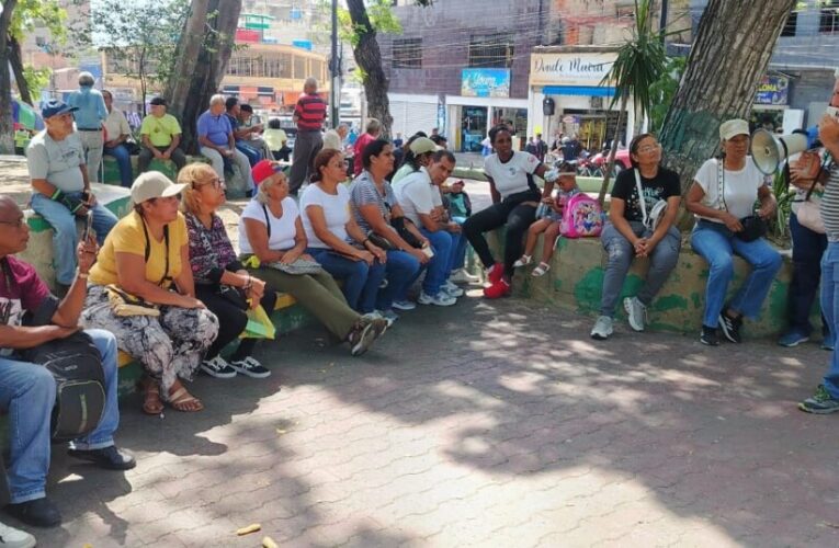Los docentes pasan hambre