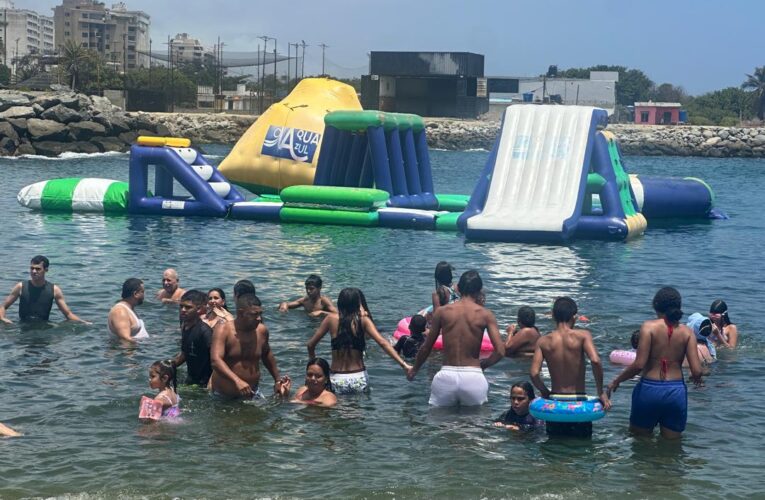 Bañistas disfrutaron de un excelente día en playa El Yate