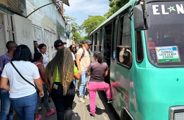 Aún no han cobrado el aumento pero ya hasta el pasaje subió