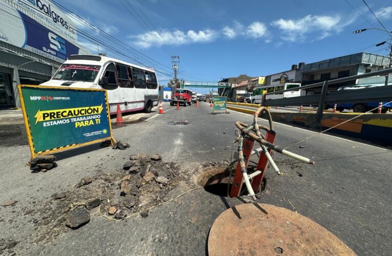 Cierran paso por debajo del elevado de Zamora