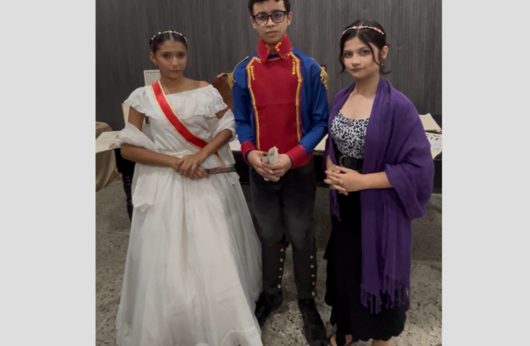 Rinden homenaje al Libertador
