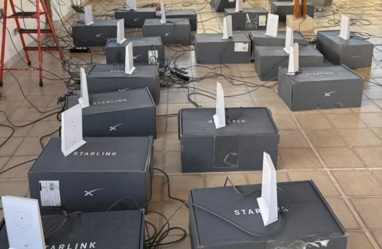 EE. UU. destaca entrega de más de 1.600 kits de conectividad Starlink en La Guaira