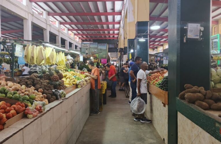 A 75% de los comercios se les dificulta mantener la nómina