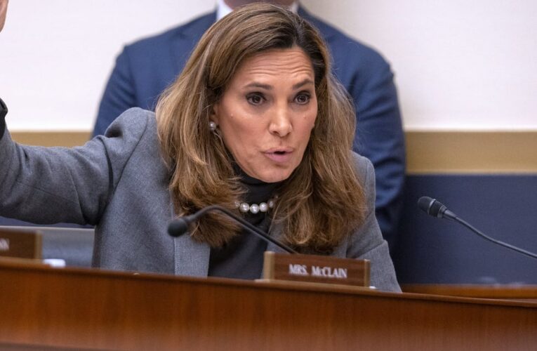 Congresista María Elvira Salazar cuestiona acuerdo petrolero