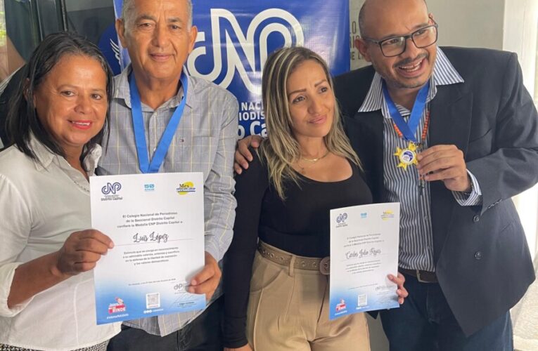 Reconocen labor de Luis López