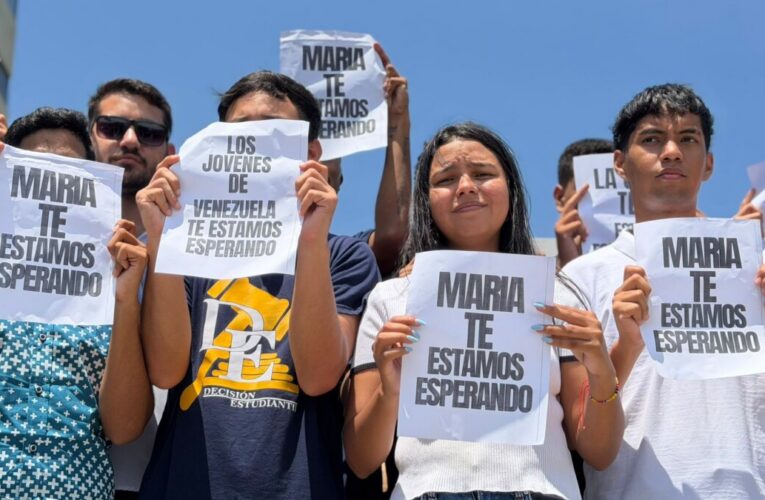¡María te estamos esperando!