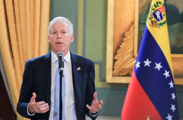 Ministro de Energía de EE. UU vino a motorizar el acuerdo energético