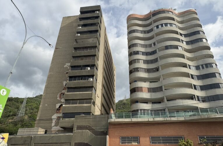 Inician entrega de ayudas económicas de hasta $5.000 a 75 condominios