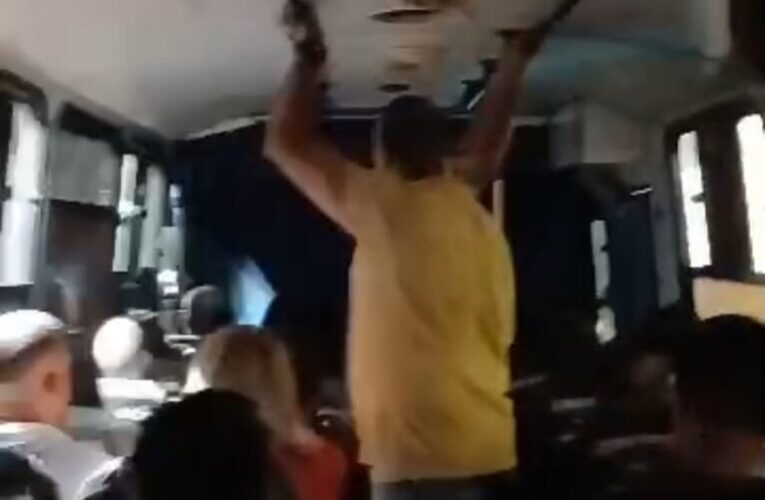 Buseteros  circulan a exceso de velocidad  en la  Caracas La Guaira 