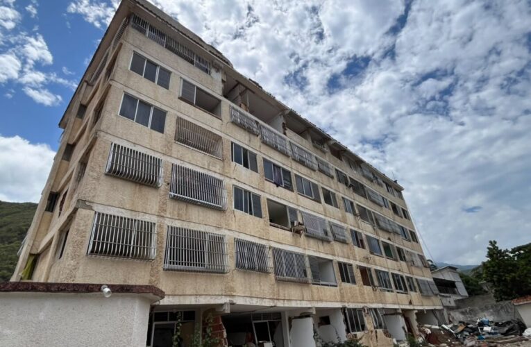 Urge derrumbar el edificio El Paseo