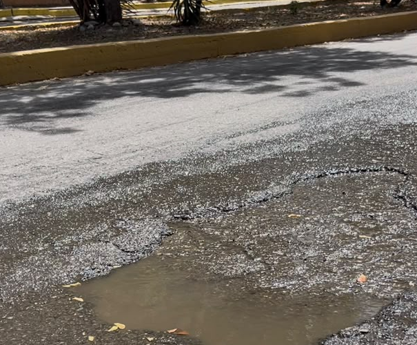 Urge solventar bote de aguas servidas en Palmar Este