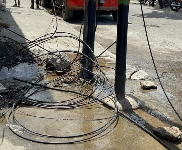 Proliferan los botes de agua en Catia la Mar