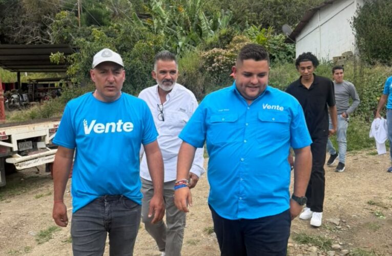 Vente Vargas juramenta Colegios de Ciudadanos en Petaquire